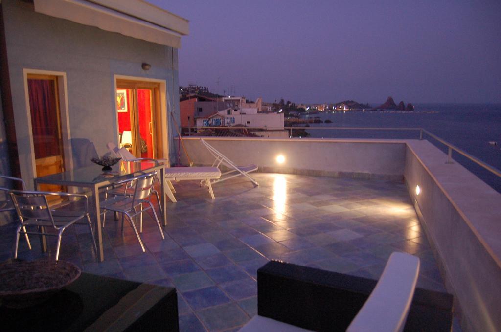 La Terrazza Sul Mare Acomodação com café da manhã Aci Castello Quarto foto