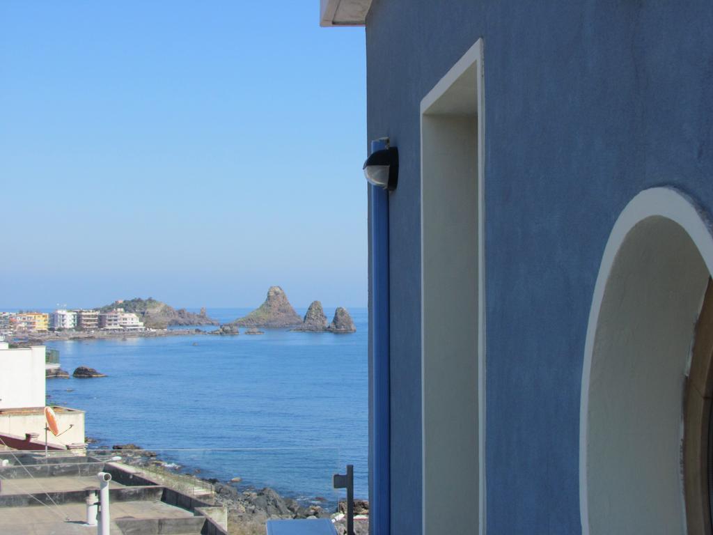 La Terrazza Sul Mare Acomodação com café da manhã Aci Castello Exterior foto